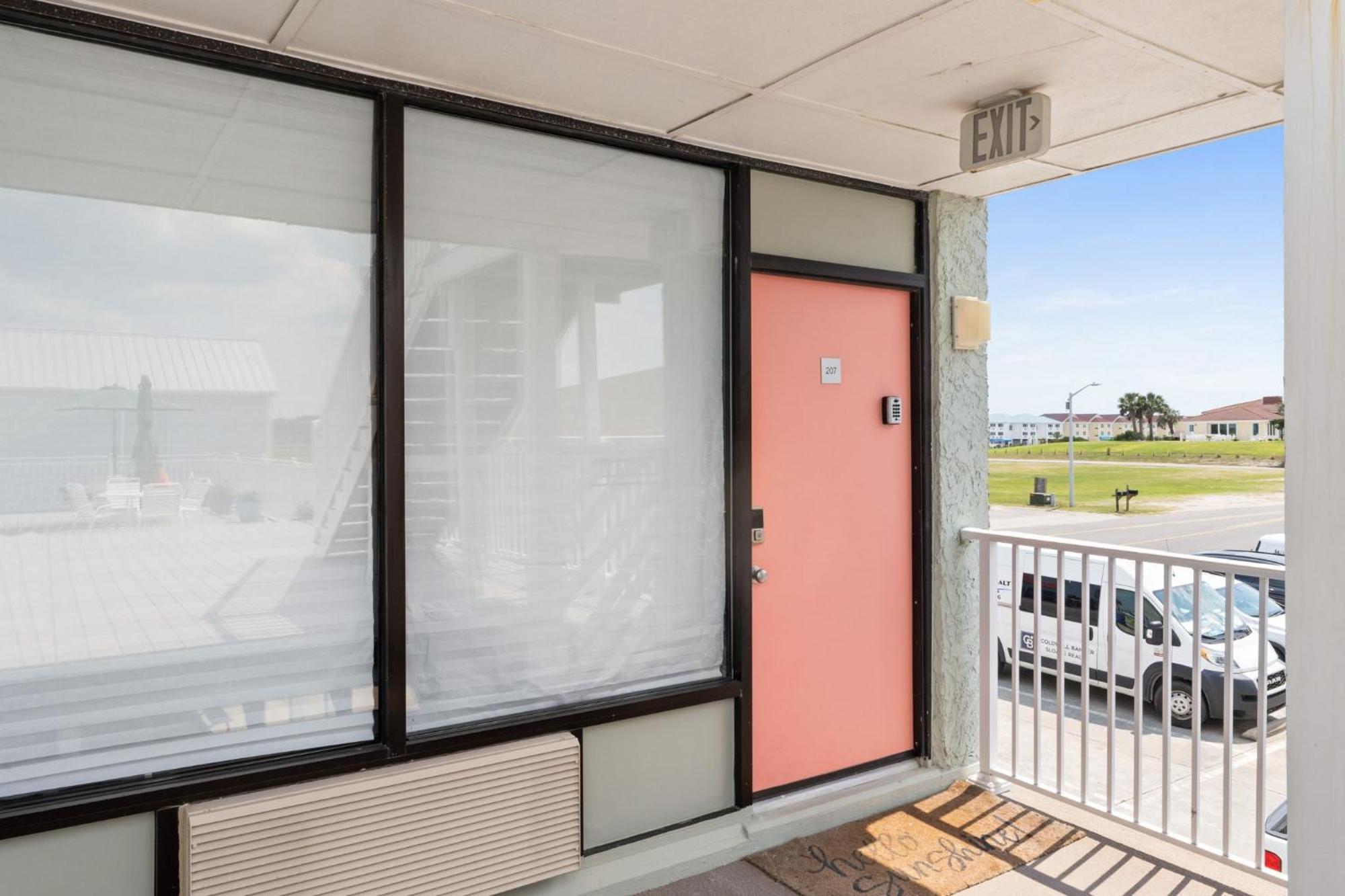 Cozy 1-Bedroom Condo With Pool Access In Ocean Isle Beach Dış mekan fotoğraf